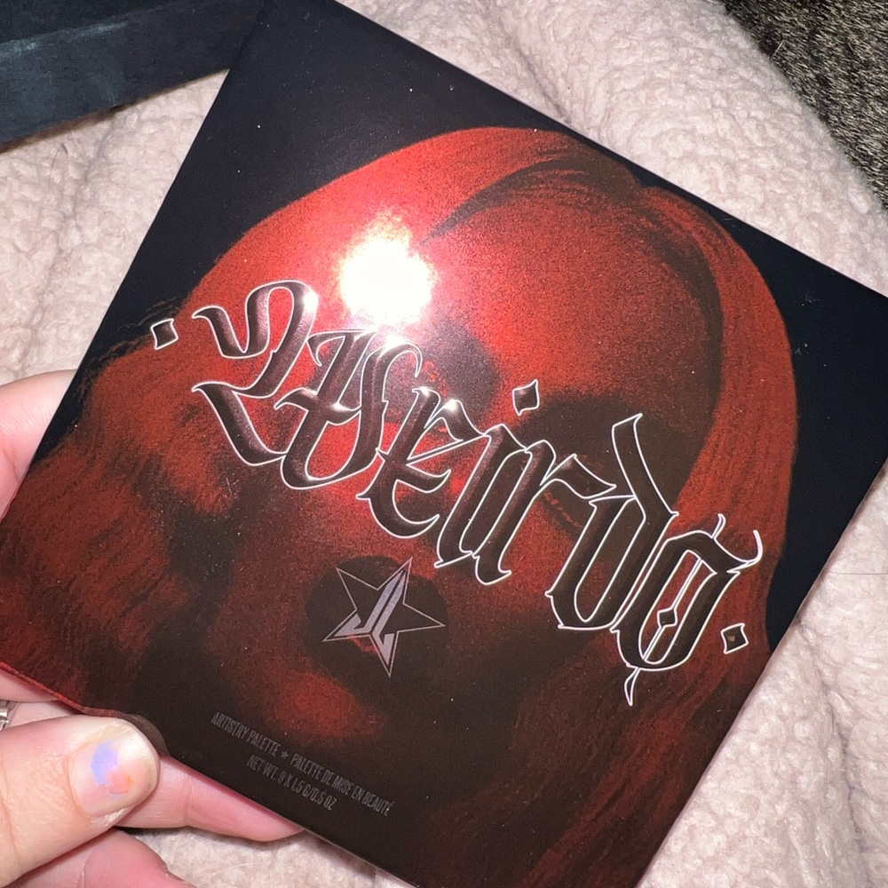 Jeffree star weirdo palette